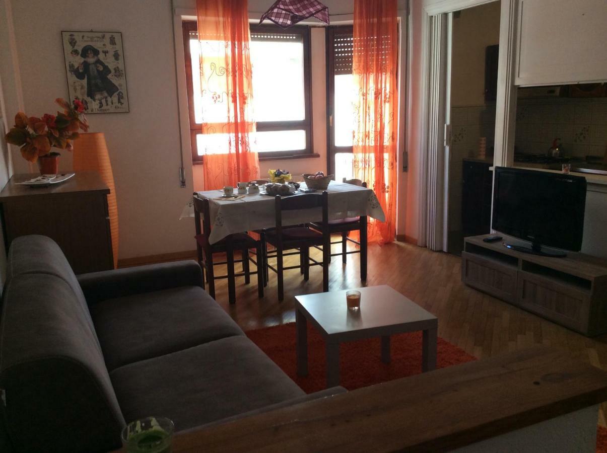 Casa Daniele Διαμέρισμα Λίντο ντι Όστια Εξωτερικό φωτογραφία