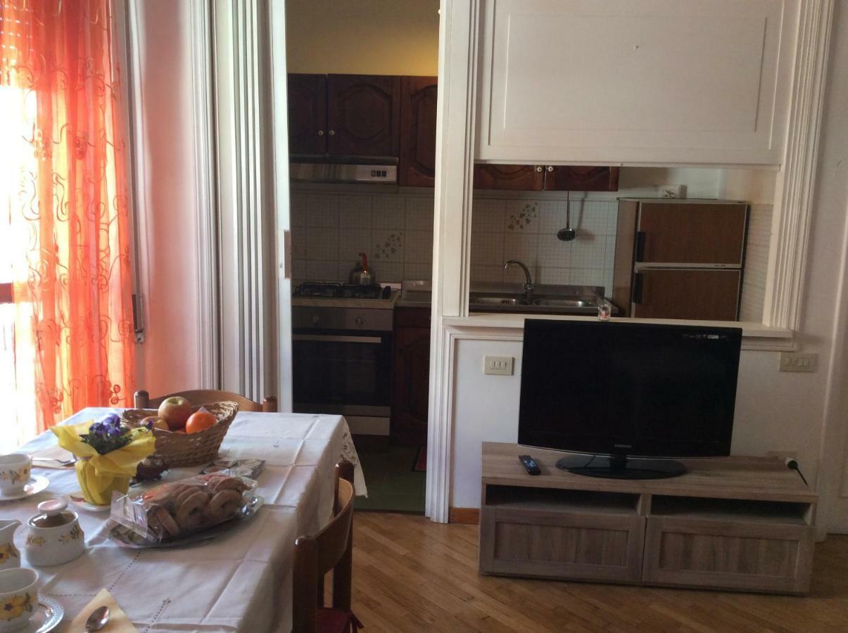 Casa Daniele Διαμέρισμα Λίντο ντι Όστια Εξωτερικό φωτογραφία